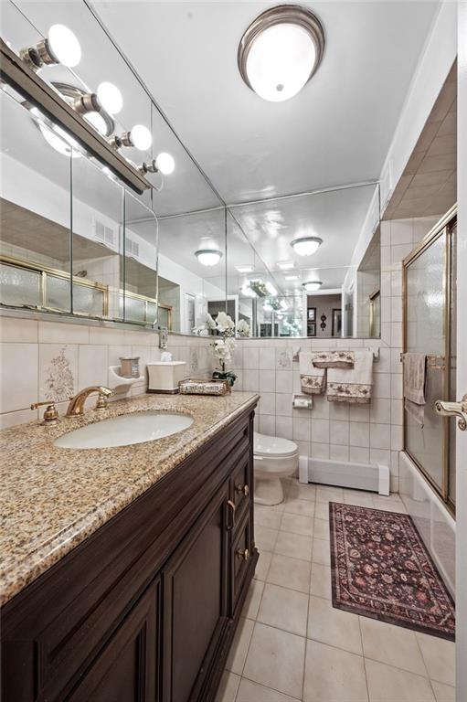 264 Bay 11th Street Bensonhurst Brooklyn NY 11228