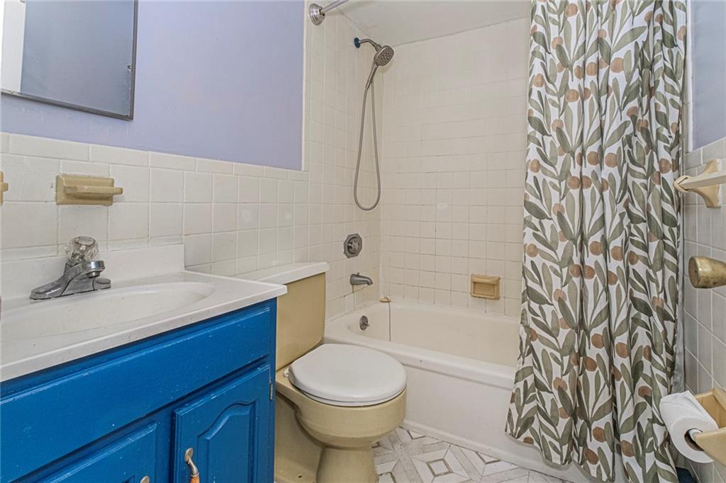 137-16 88th Street Ozone Park Queens NY 11417