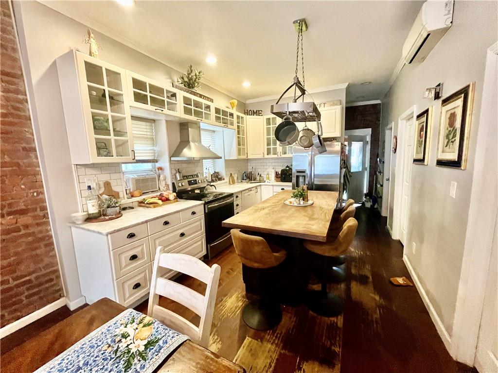 143 Milton Avenue New Dorp Staten Island NY 10306