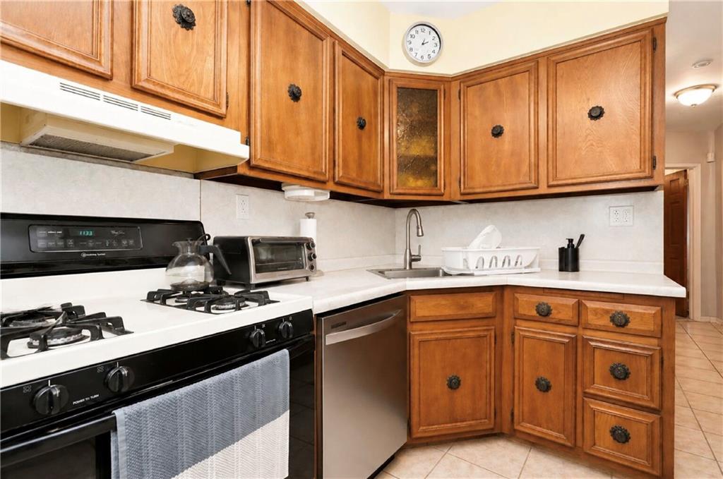 1307 East 98th Street Canarsie Brooklyn NY 11236