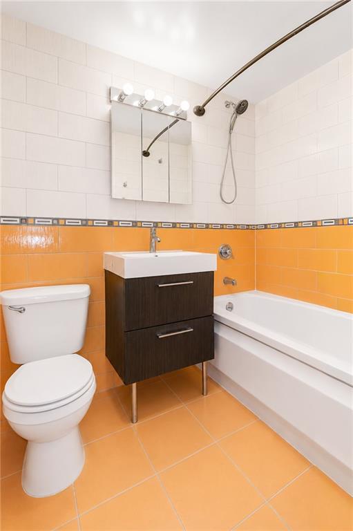 2511 Ocean Avenue Sheepshead Bay Brooklyn NY 11229
