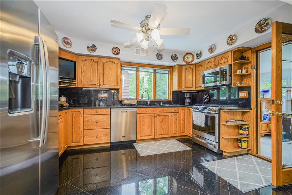 163 Bennett Avenue Annadale Staten Island NY 10312