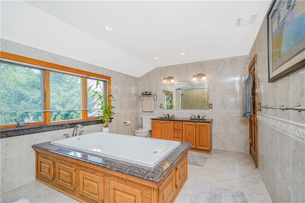 163 Bennett Avenue Annadale Staten Island NY 10312