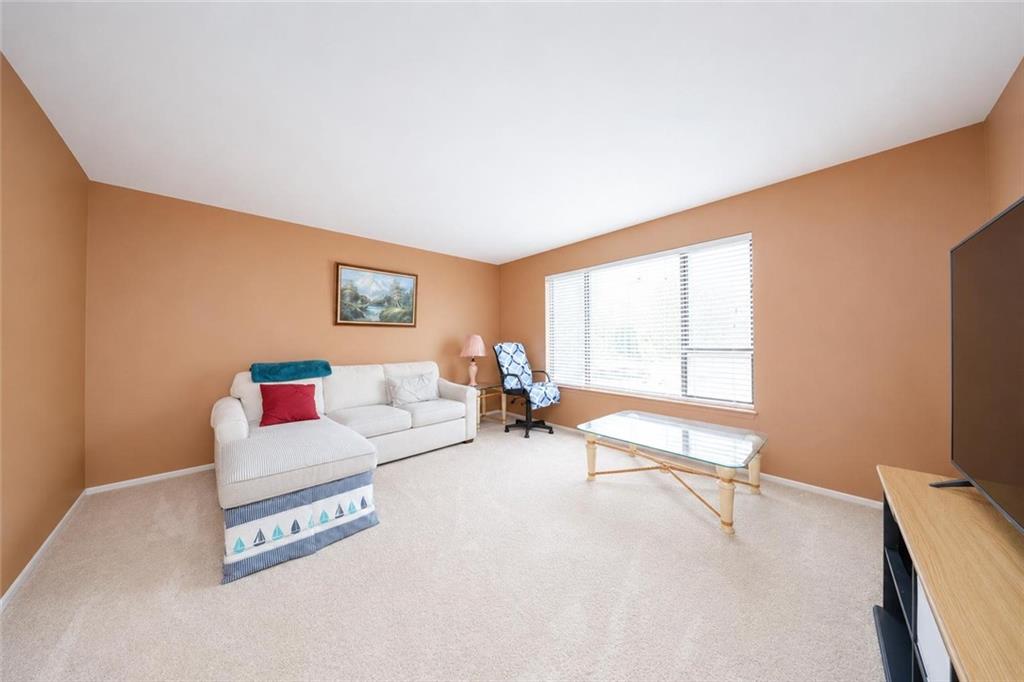 3 Carlyle Green Huguenot Staten Island NY 10312
