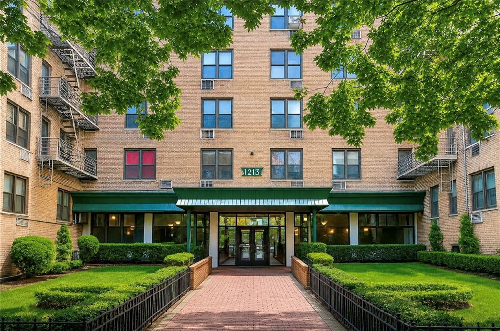 1213 Avenue Z Sheepshead Bay Brooklyn NY 11235