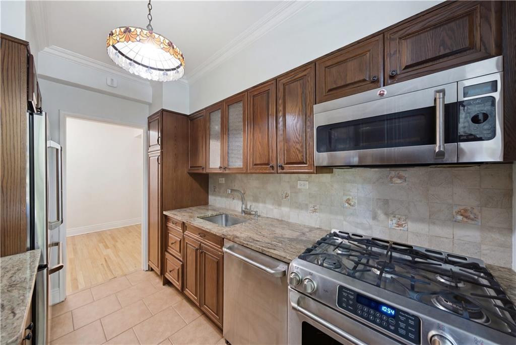 9201 Shore Road Bay Ridge Brooklyn NY 11209