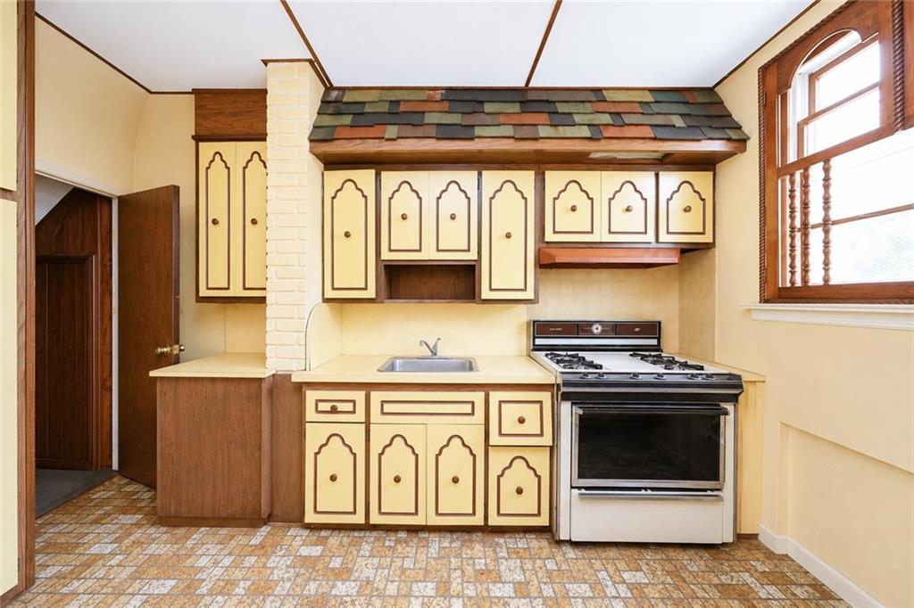 8865 19th Avenue Bath Beach Brooklyn NY 11214