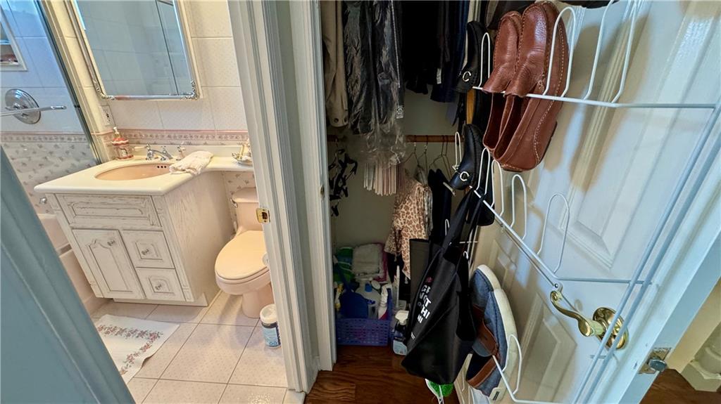 1051 82nd Street Dyker Heights Brooklyn NY 11228
