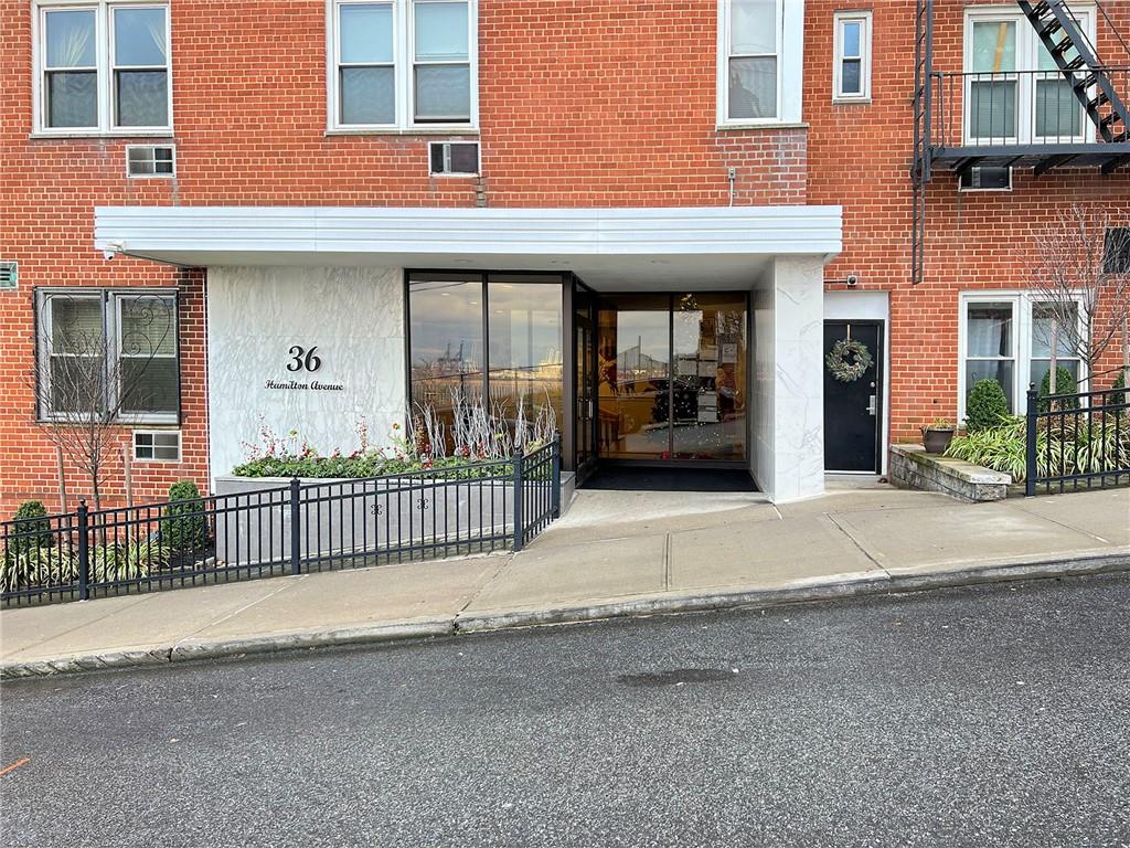 36 Hamilton Avenue St. George Staten Island NY 10301