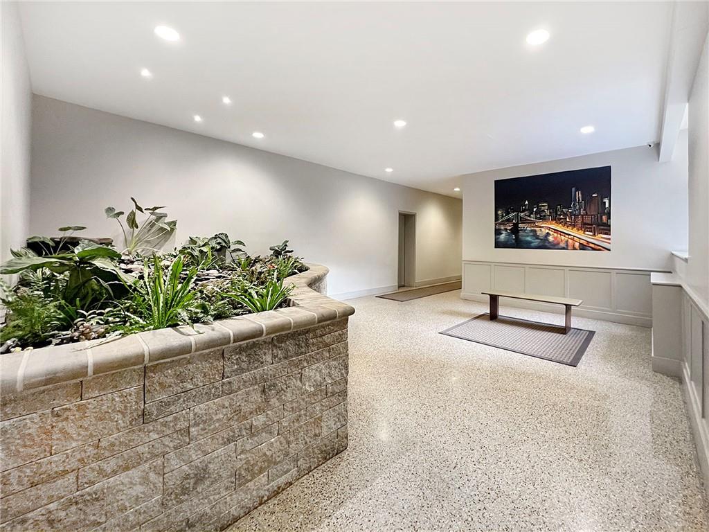 36 Hamilton Avenue St. George Staten Island NY 10301