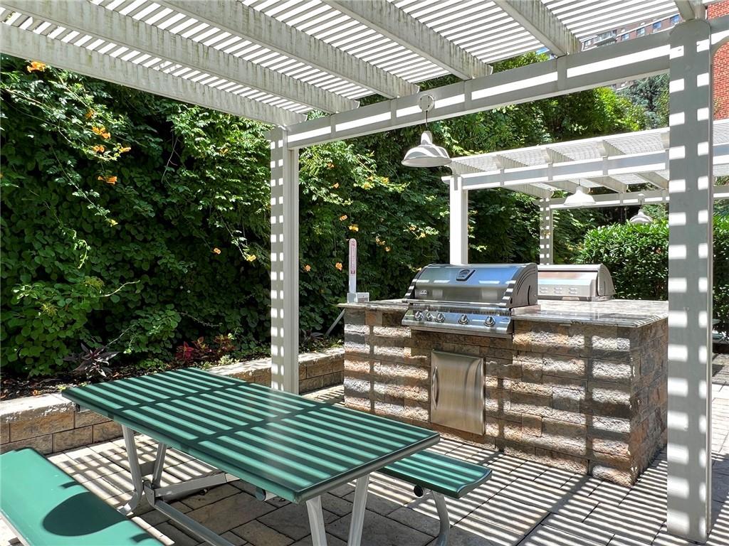 36 Hamilton Avenue St. George Staten Island NY 10301