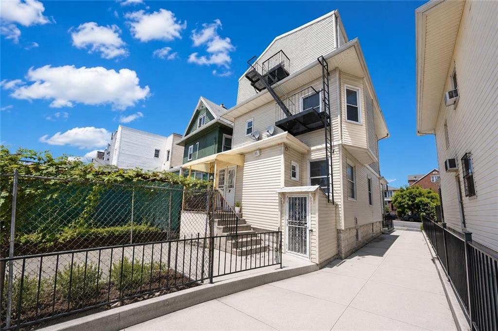 1344 Bay Ridge Parkway Dyker Heights Brooklyn NY 11228