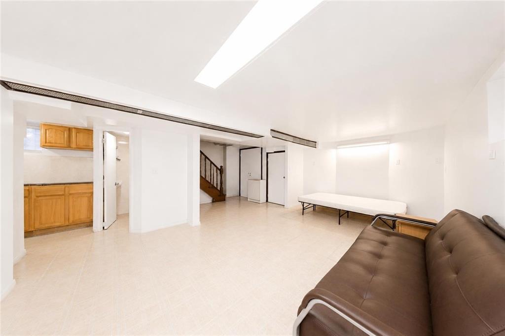 1344 Bay Ridge Parkway Dyker Heights Brooklyn NY 11228
