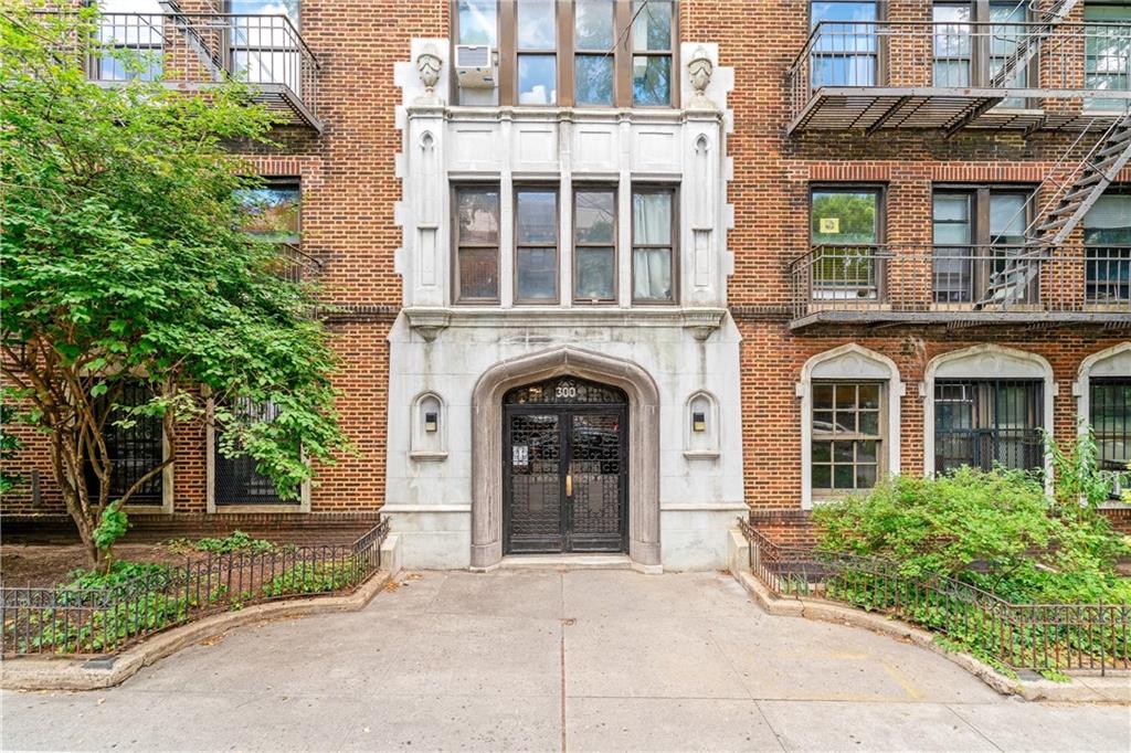 300 8th Avenue Park Slope Brooklyn NY 11215