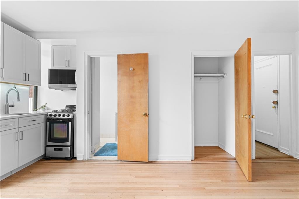 300 8th Avenue Park Slope Brooklyn NY 11215