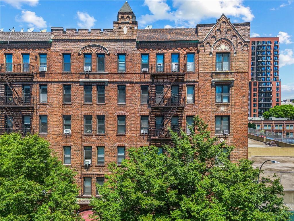 35 Crown Street Crown Heights Brooklyn NY 11225