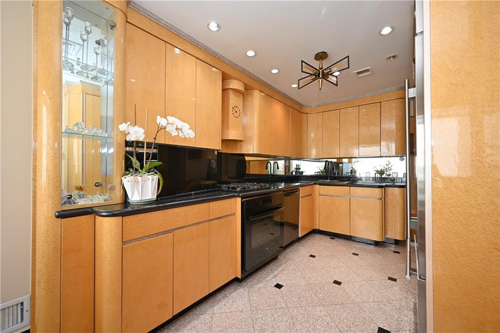 28 Montana Place Mill Basin Brooklyn NY 11234