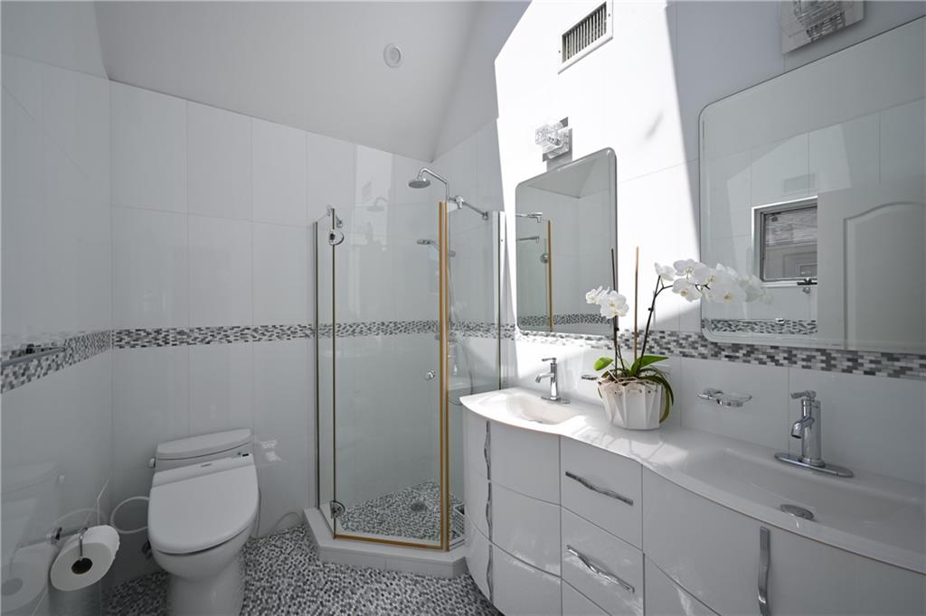 28 Montana Place Mill Basin Brooklyn NY 11234