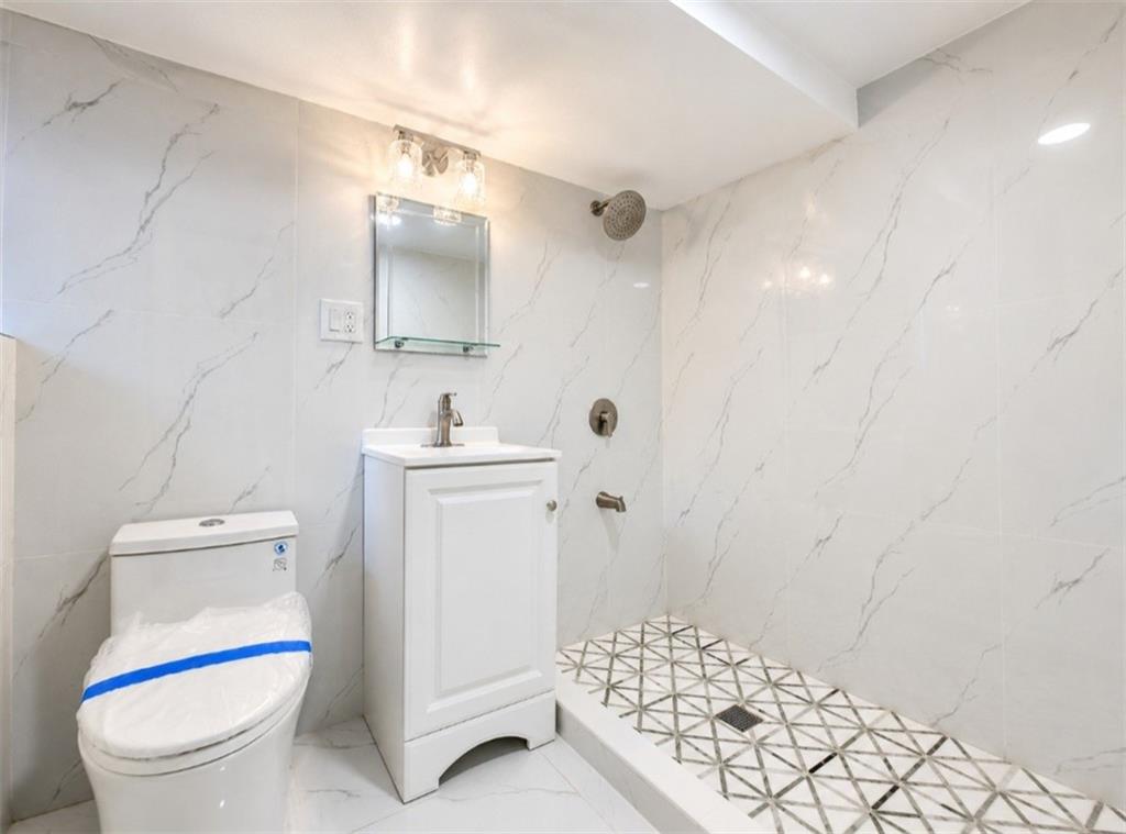 326 Bay 14th Street Bath Beach Brooklyn NY 11214