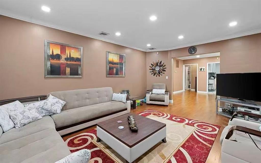 15 Van Sicklen Street Gravesend Brooklyn NY 11223