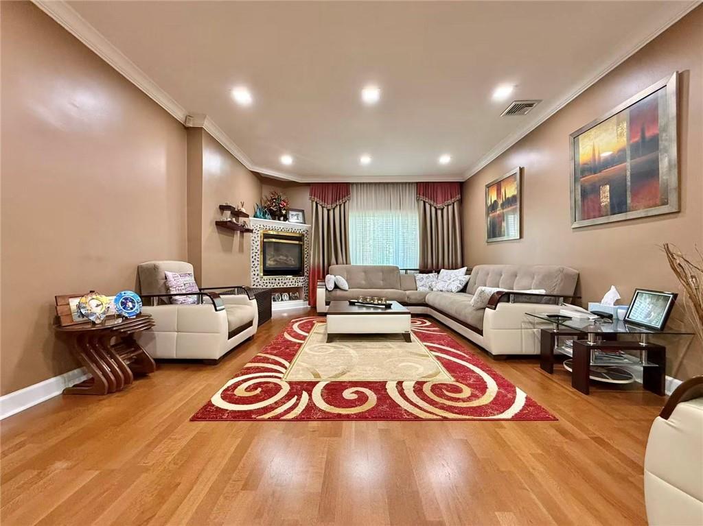 15 Van Sicklen Street Gravesend Brooklyn NY 11223