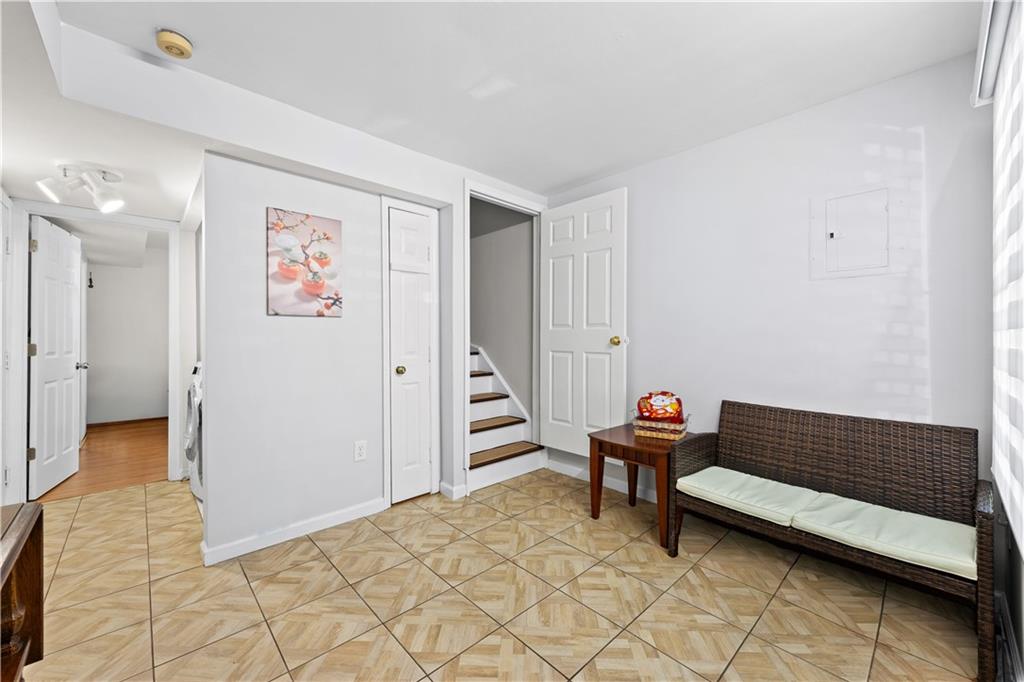 624 Ilyssa Way Arden Heights Staten Island NY 10312