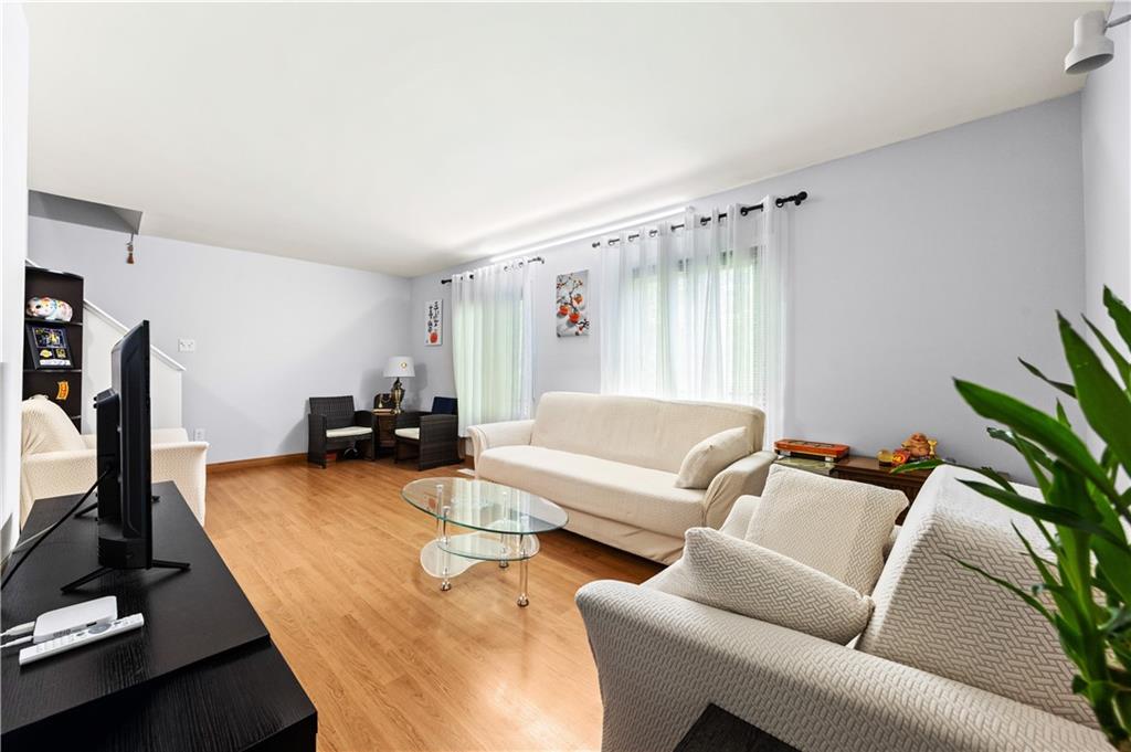 624 Ilyssa Way Arden Heights Staten Island NY 10312