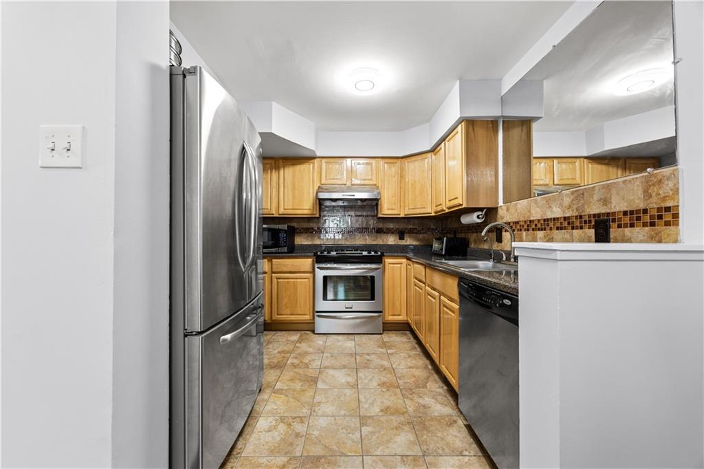 624 Ilyssa Way Arden Heights Staten Island NY 10312