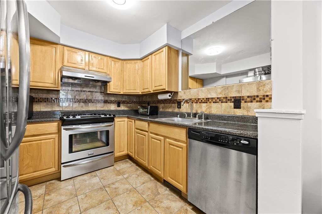 624 Ilyssa Way Arden Heights Staten Island NY 10312