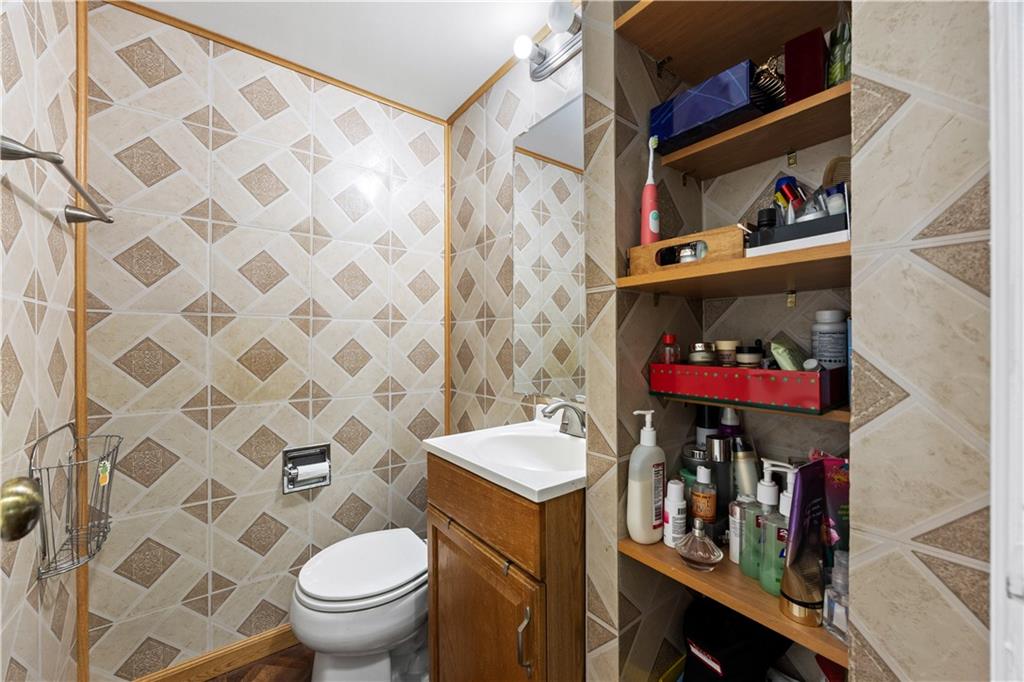 624 Ilyssa Way Arden Heights Staten Island NY 10312