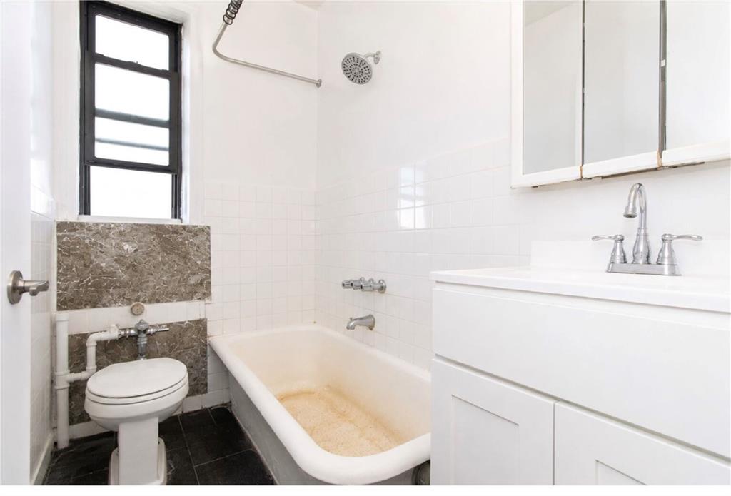 8320 Bay Parkway Bensonhurst Brooklyn NY 11214