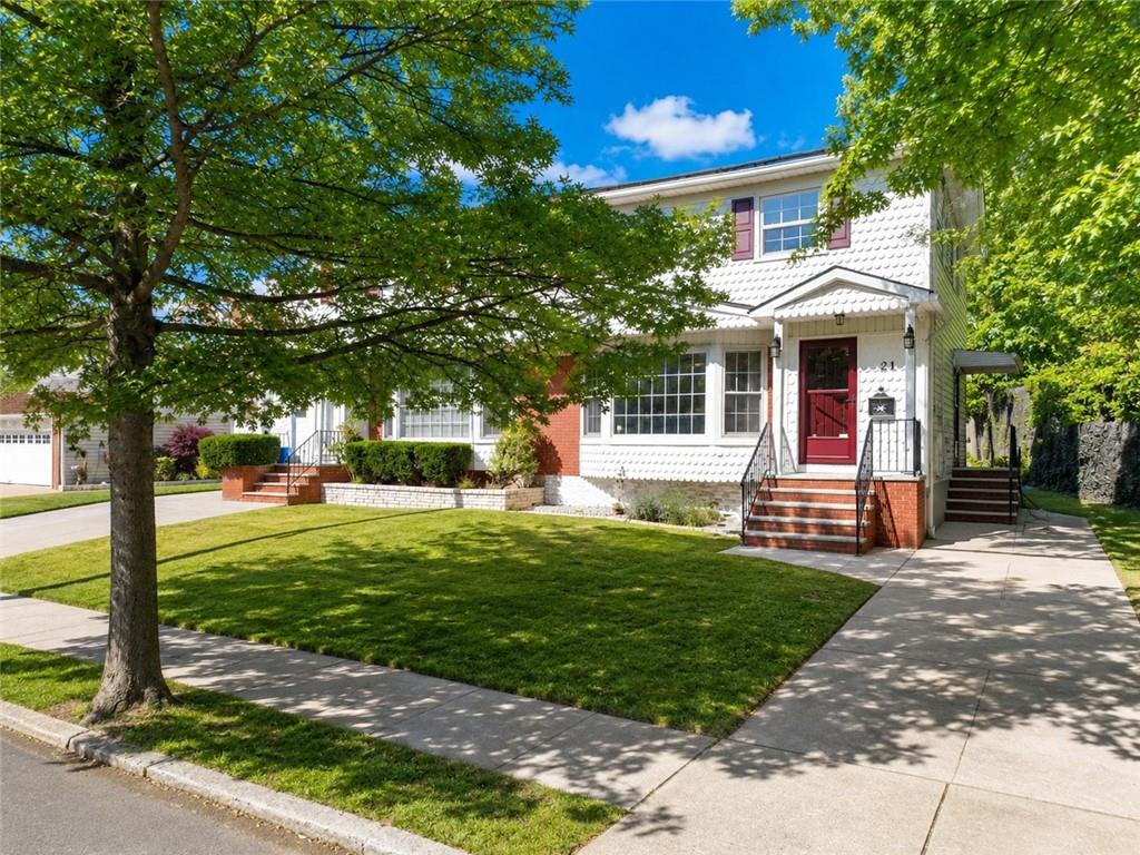 21 Lindenwood Avenue Great Kills Staten Island NY 10305