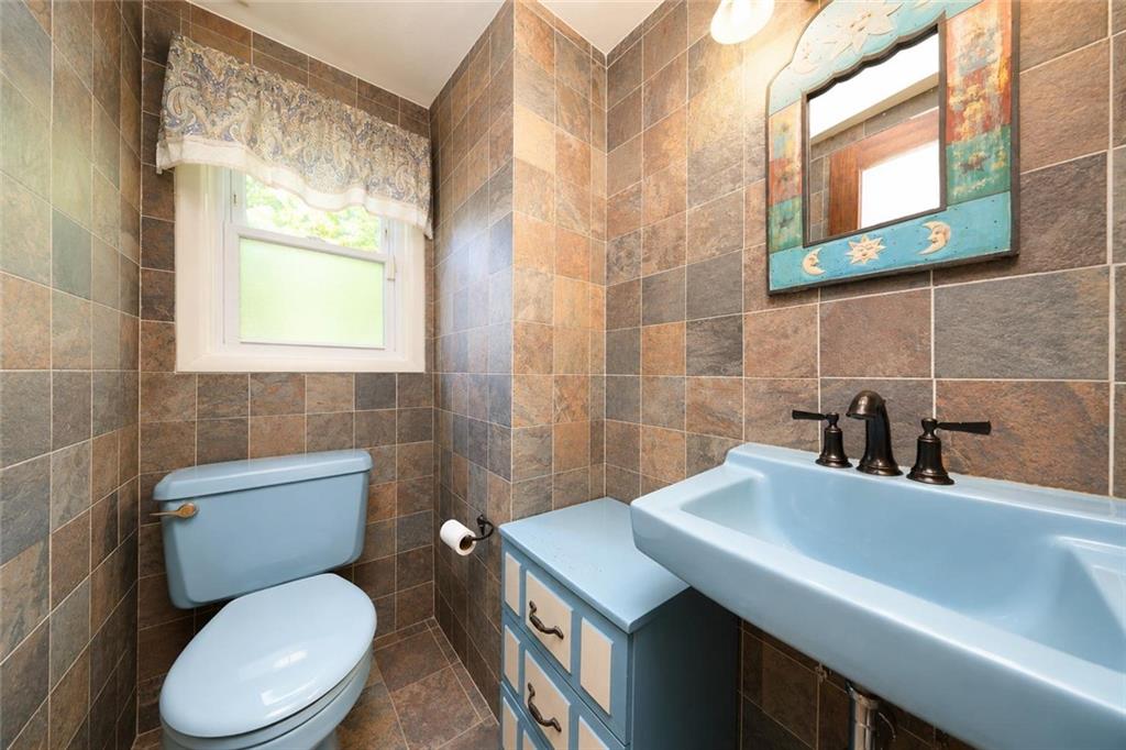 21 Lindenwood Avenue Great Kills Staten Island NY 10305