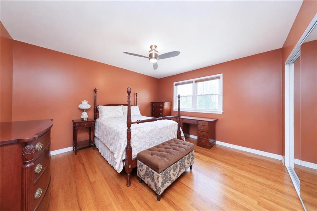 21 Lindenwood Avenue Great Kills Staten Island NY 10305