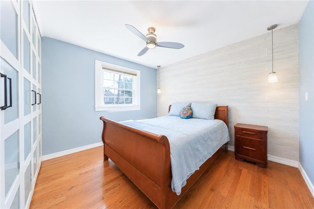 21 Lindenwood Avenue Great Kills Staten Island NY 10305