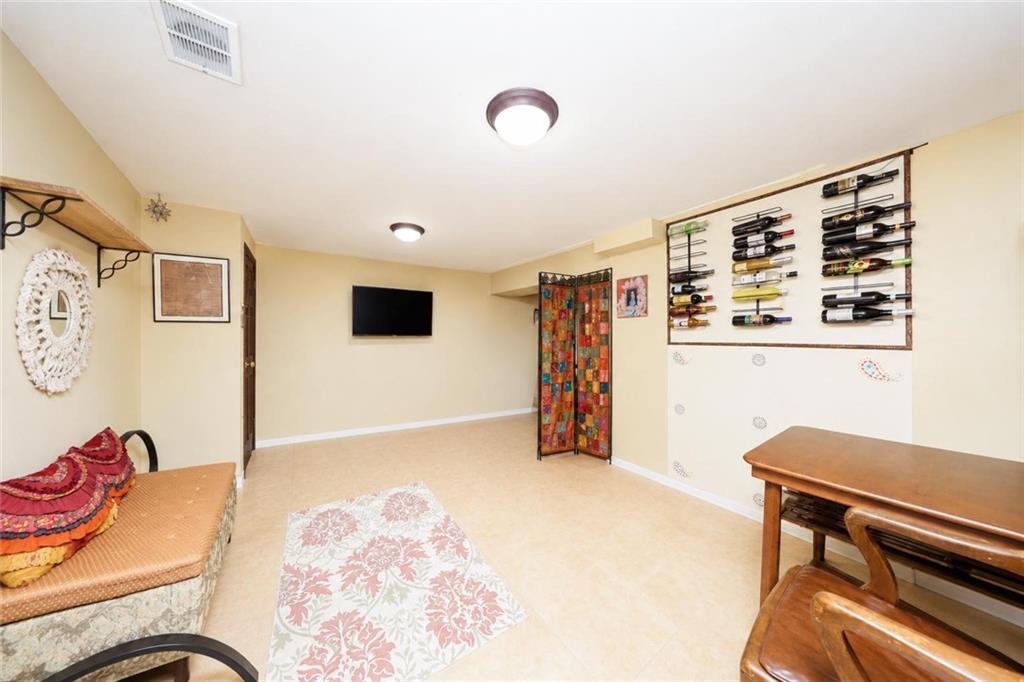 21 Lindenwood Avenue Great Kills Staten Island NY 10305