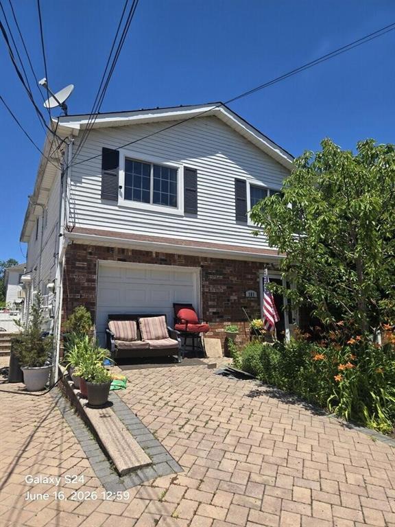 181 Mosely Avenue Annadale Staten Island NY 10302