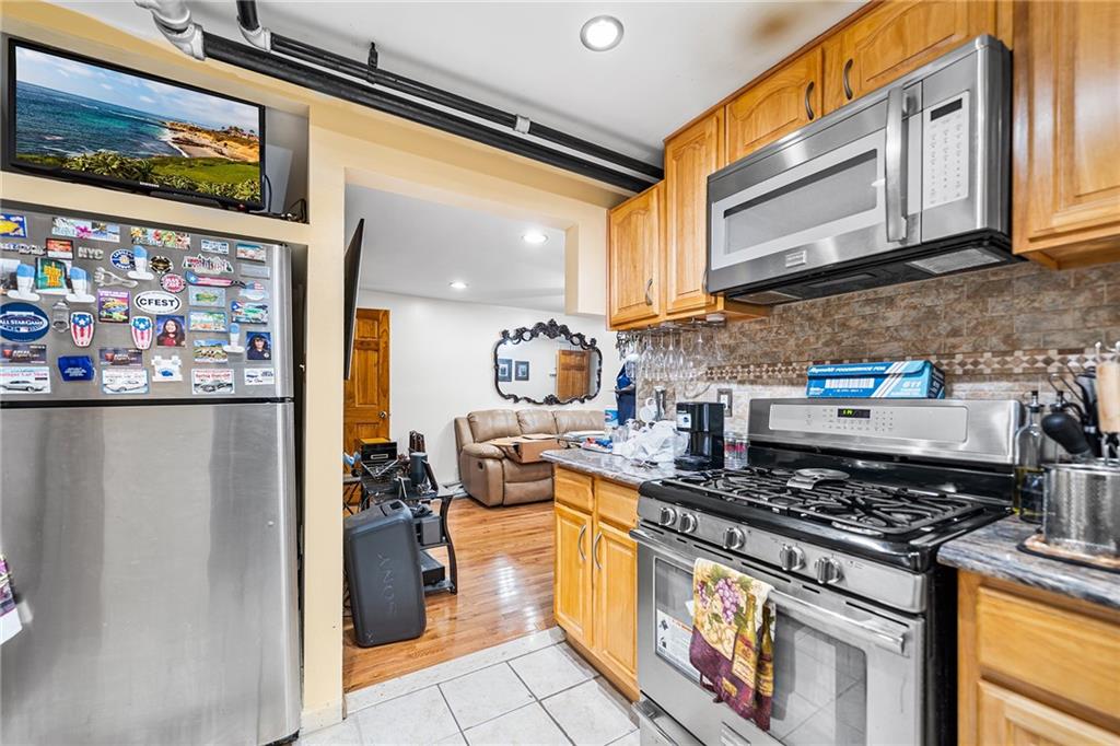 8707 Avenue B Avenue East Flatbush Brooklyn NY 11236