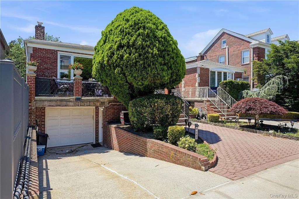 4082 Ocean Avenue Manhattan Beach Brooklyn NY 11235