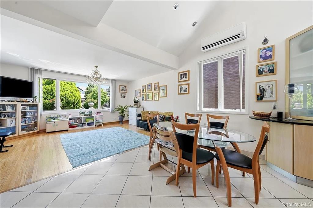 4082 Ocean Avenue Manhattan Beach Brooklyn NY 11235