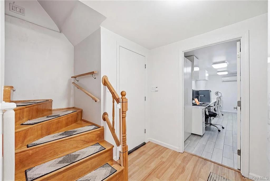 4082 Ocean Avenue Manhattan Beach Brooklyn NY 11235