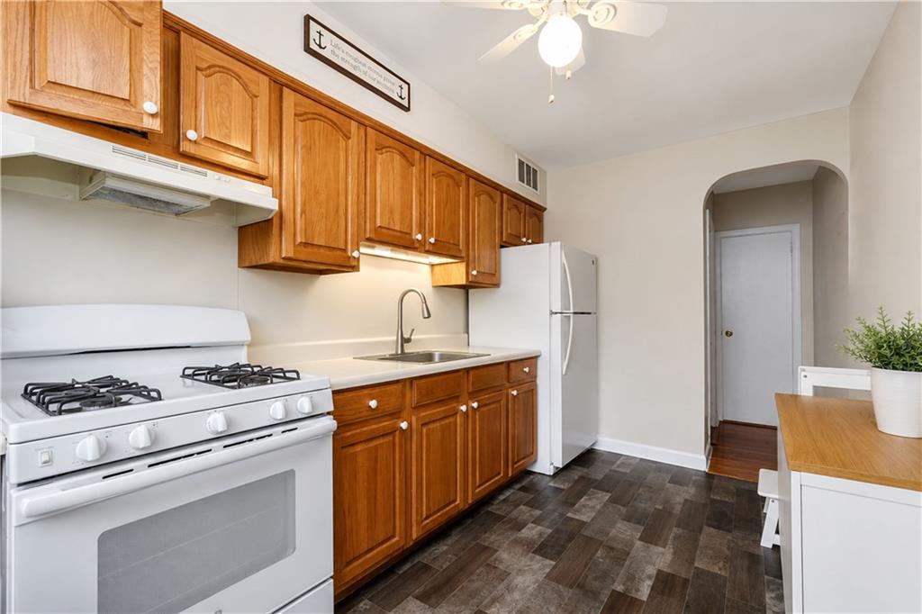 76 Dongan Avenue Westerleigh Staten Island NY 10314