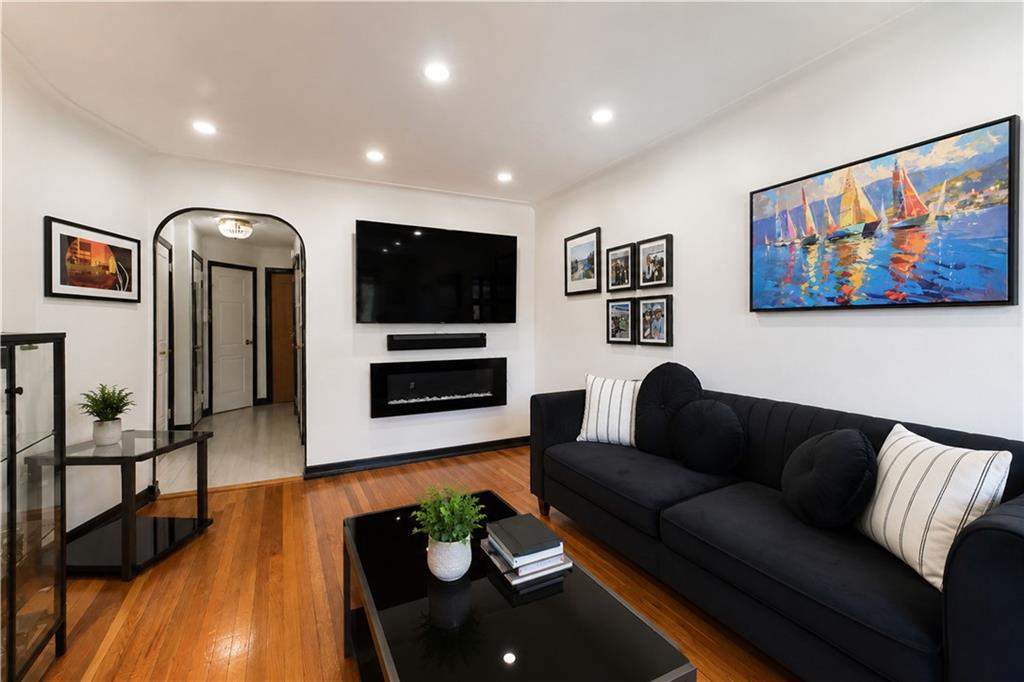 8817 16th Avenue Bensonhurst Brooklyn NY 11214