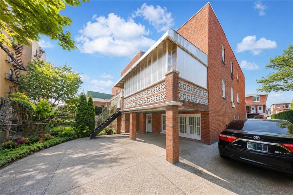 135 Bay 29th Street Bath Beach Brooklyn NY 11214