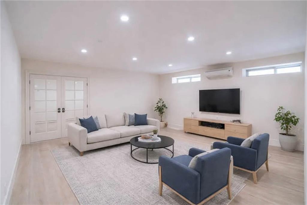 372 92nd Street Bay Ridge Brooklyn NY 11209
