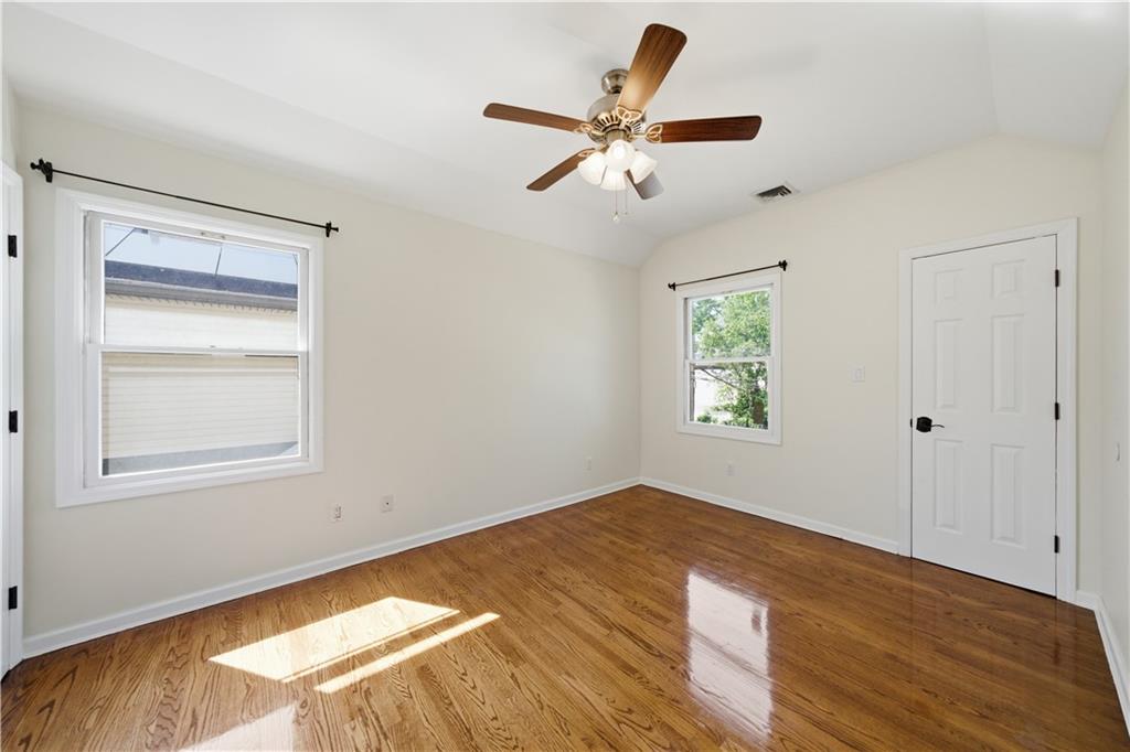 64 Coventry Gdns Out of NYC Lynbrook NY 11563