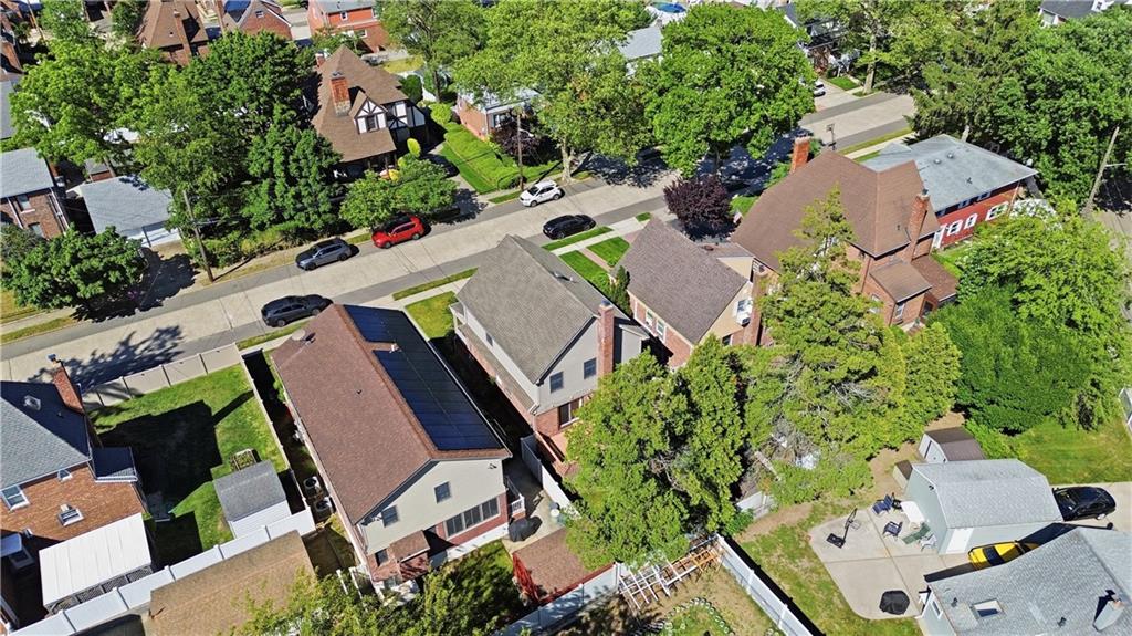 64 Coventry Gdns Out of NYC Lynbrook NY 11563