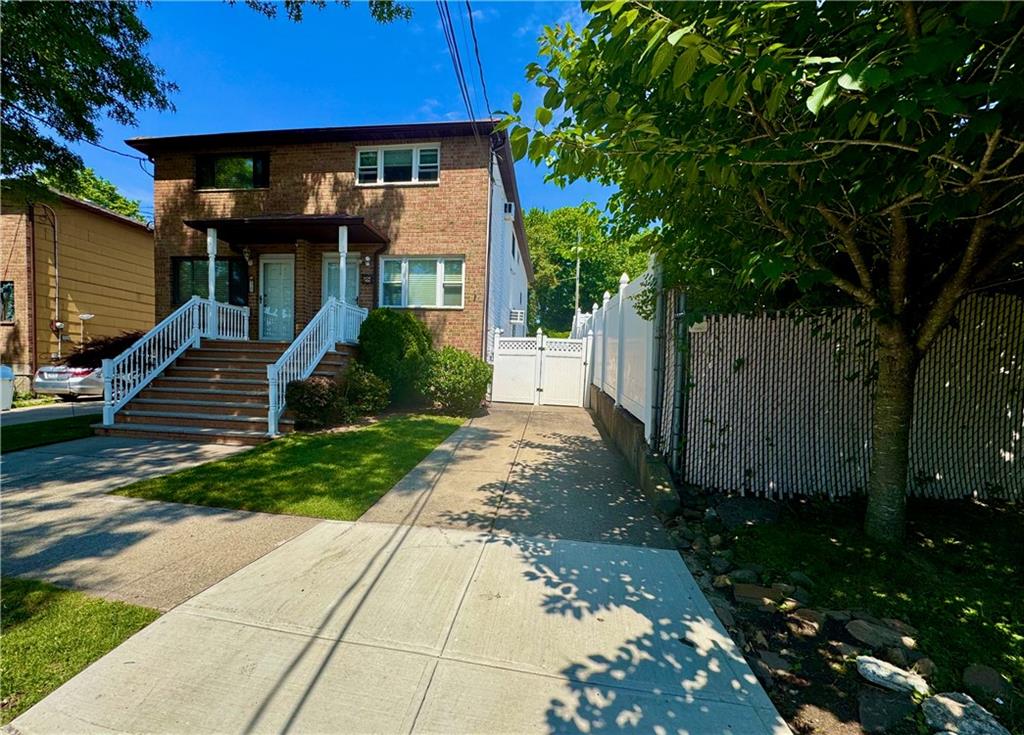 28 South Railroad Avenue Dongan Hills Staten Island NY 10305