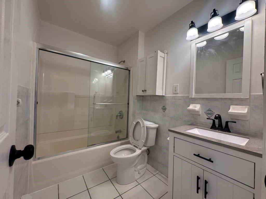 24 Pennyfield Avenue Throgs Neck Bronx NY 10465