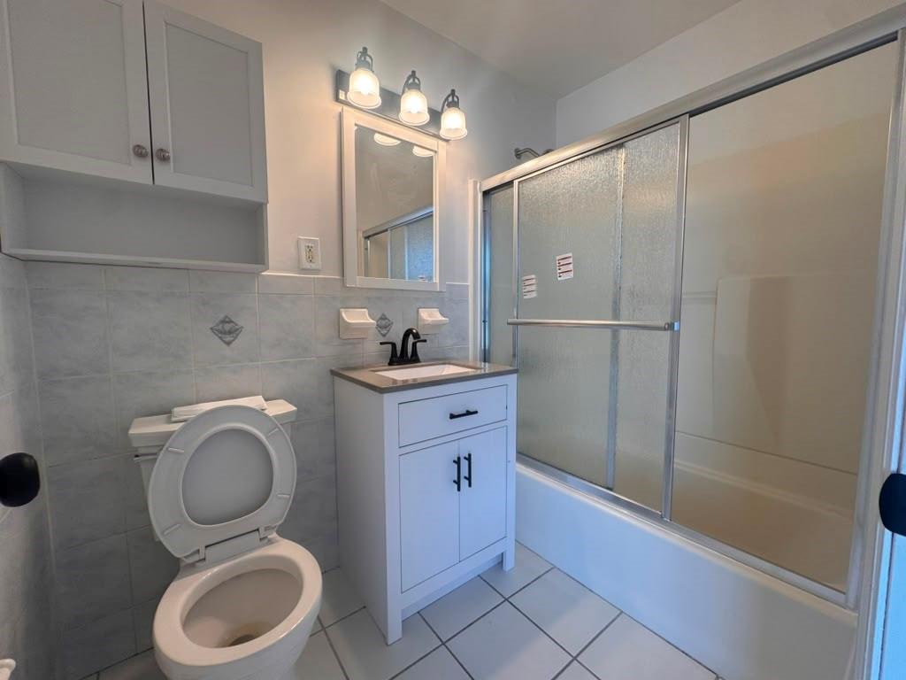 24 Pennyfield Avenue Throgs Neck Bronx NY 10465